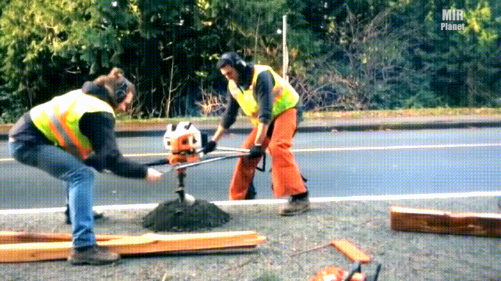 workerfunny.gif