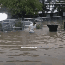 floodbucket.gif